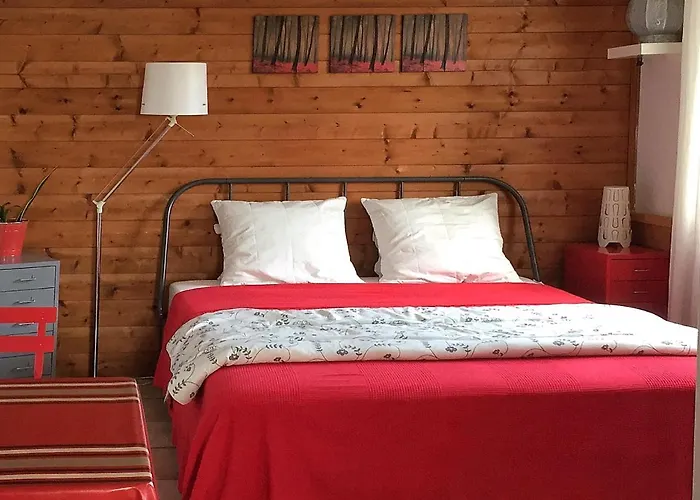 Le Rouge De La Gare Apartman *